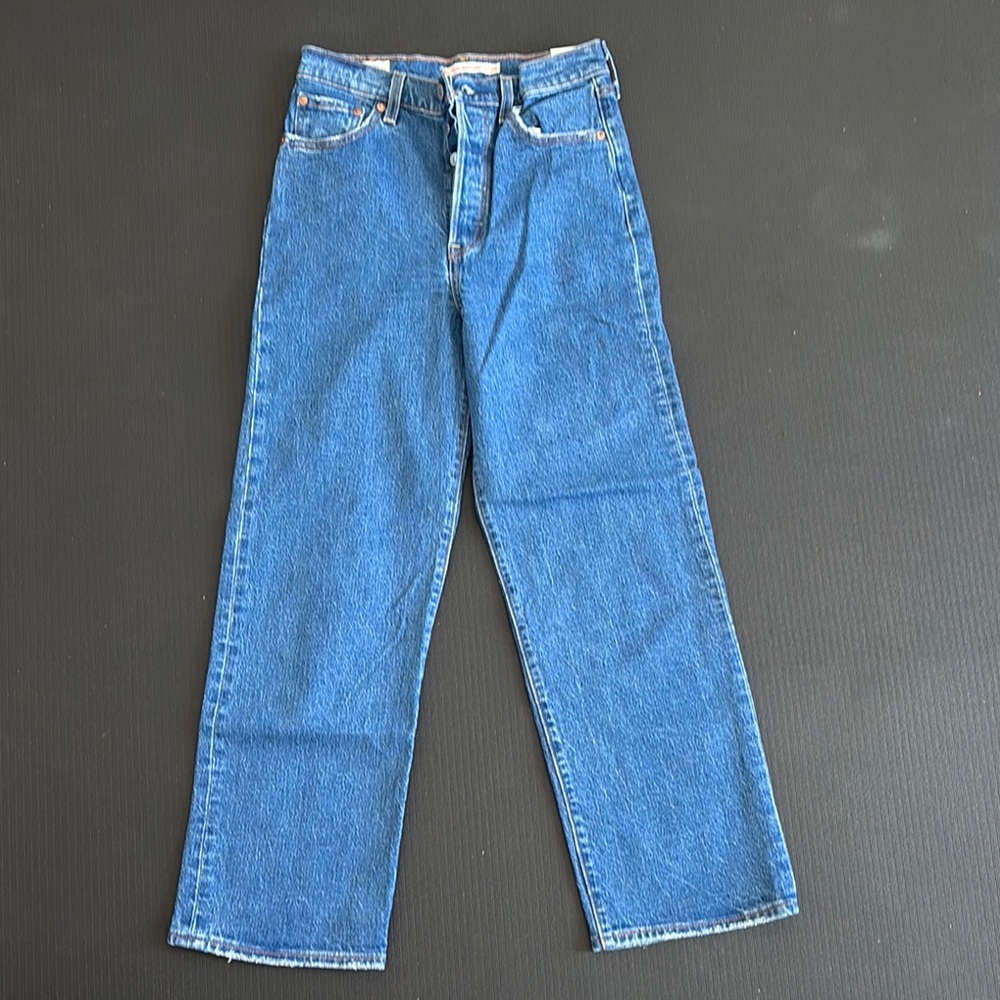 Levi’s Ribcage Straight Ankle